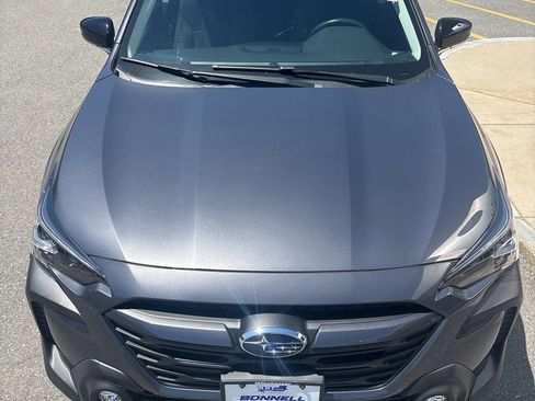 Used 2024 Subaru Outback Premium AWD/4WD image 8