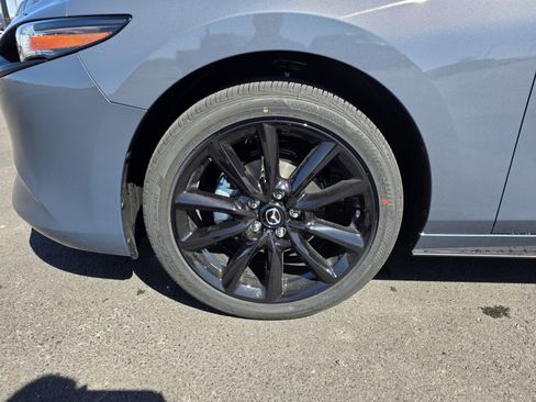 New 2026 MAZDA MAZDA3 2.5 S Hatchback w/ Premium Pkg image 9
