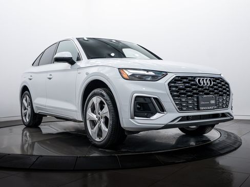 Certified 2025 Audi Q5 2.0T Premium Plus w/ Premium Plus Package image 1