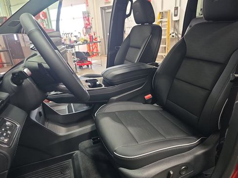 New 2026 Buick Enclave Sport Touring w/ Power Package AWD/4WD image 16