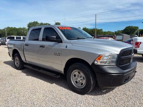 Used 2016 RAM 1500 Tradesman w/ Popular Equipment Group AWD/4WD image 3