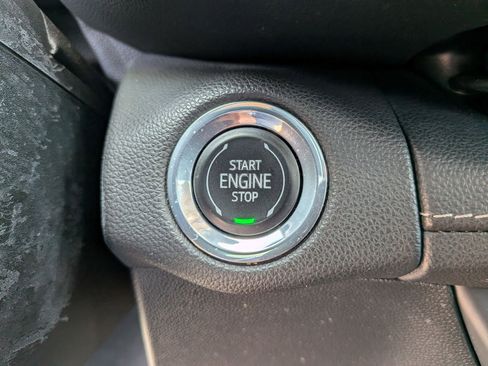 Certified 2023 Buick Envision Essence w/ Sport Touring Package AWD/4WD image 16