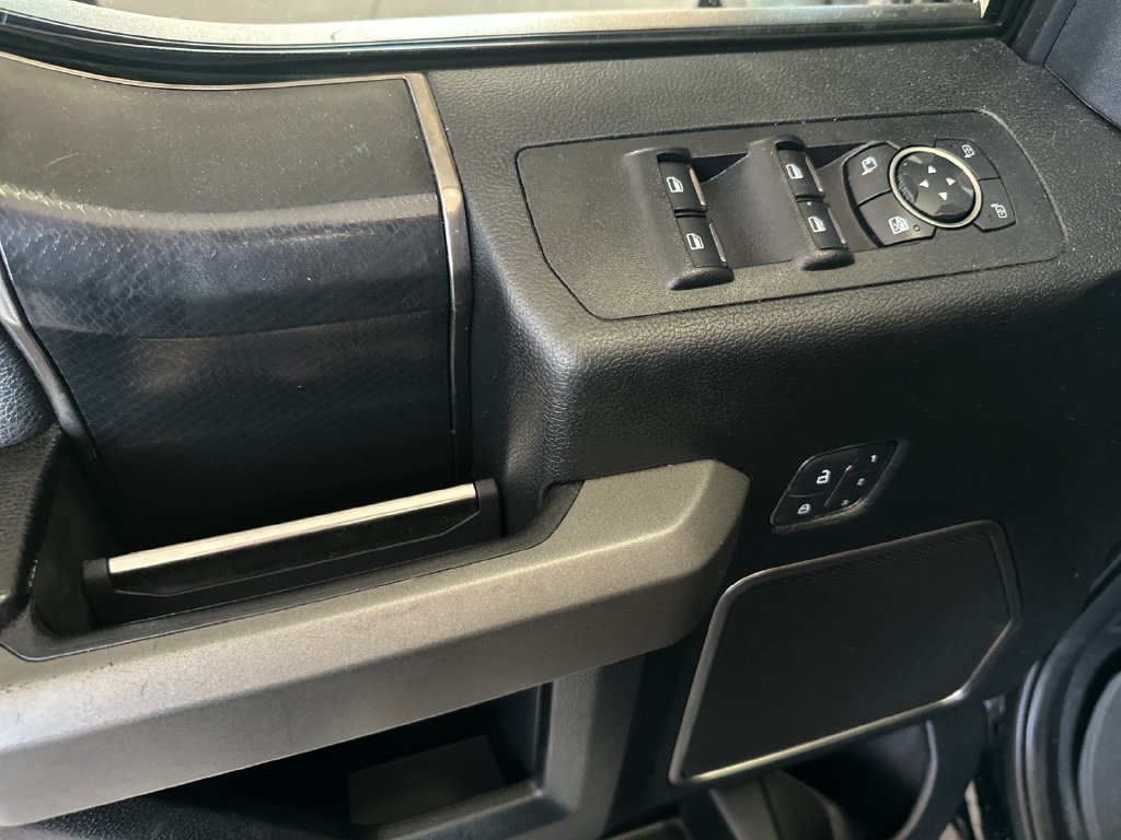 Used 2018 Ford F150 Raptor w/ Equipment Group 802A Luxury AWD/4WD image 10