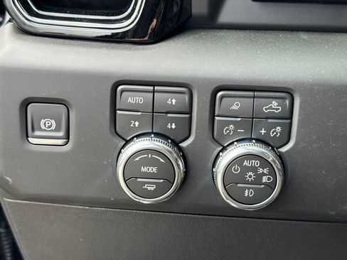 New 2026 GMC Sierra 1500 AT4 w/ AT4 Premium Package AWD/4WD image 20
