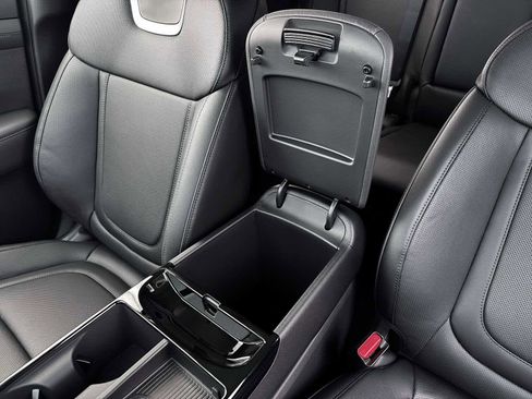 New 2026 Hyundai Tucson Limited image 18