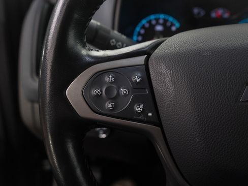 Used 2022 Chevrolet Colorado Z71 w/ Safety Package image 17