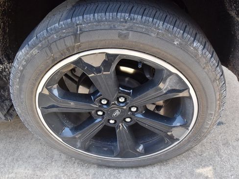 Used 2023 Ford Expedition Limited RWD image 14