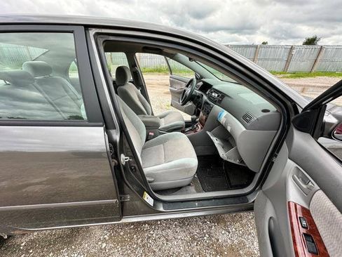 Used 2007 Toyota Corolla CE FWD image 31