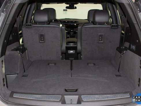 Used 2025 Cadillac XT6 Premium Luxury image 15