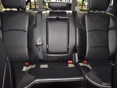 Used 2026 RAM 2500 Laramie AWD/4WD image 20