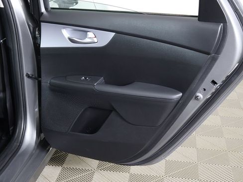 Used 2024 Kia Forte LXS w/ LXS Technology Package FWD image 24