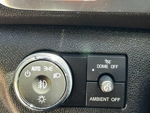 Used 2017 GMC Acadia Limited SLT AWD/4WD image 29