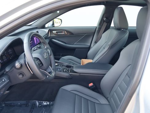 Used 2026 Lexus IS 350 F Sport w/ Technology Package RWD image 36