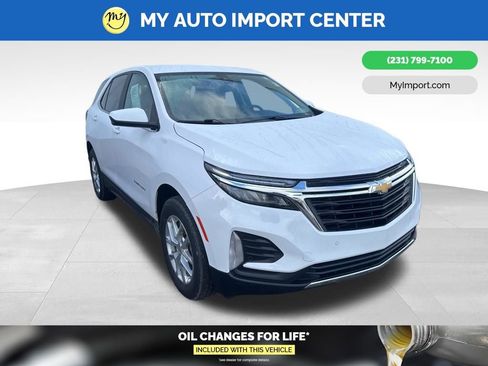 Used 2022 Chevrolet Equinox LT AWD/4WD image 1