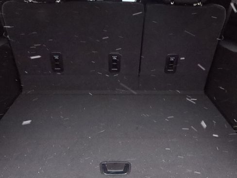 New 2026 GMC Yukon XL Denali w/ Denali Reserve Package image 15