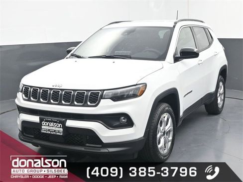 New 2026 Jeep Compass Latitude image 5
