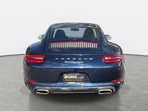 Used 2017 Porsche 911 Carrera 4 AWD/4WD image 4
