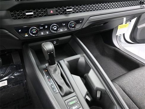 New 2025 Honda Accord SE image 26
