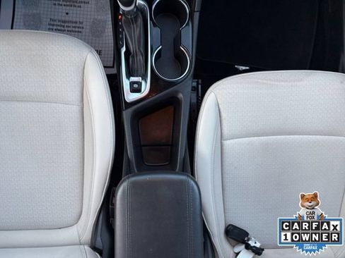 Used 2024 Buick Encore GX Preferred FWD image 3