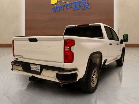 Used 2024 Chevrolet Silverado 2500 W/T w/ WT Convenience Package image 4