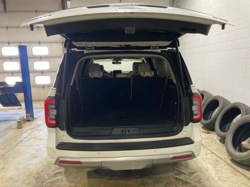 Used 2023 Ford Expedition Max Platinum image 19