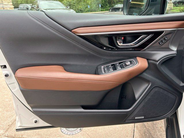 Used 2020 Subaru Outback Touring XT AWD/4WD image 11