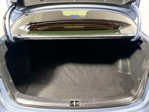 Used 2025 Toyota Corolla LE FWD image 32