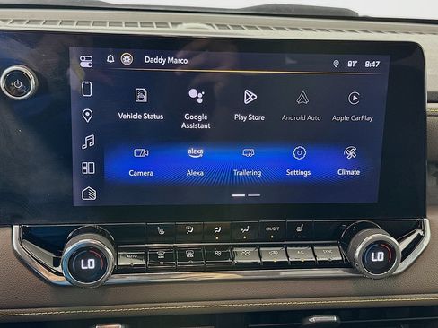 Used 2024 Chevrolet Colorado ZR2 w/ Technology Package AWD/4WD image 14