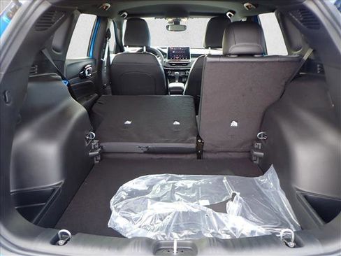 New 2026 Jeep Compass Latitude image 8