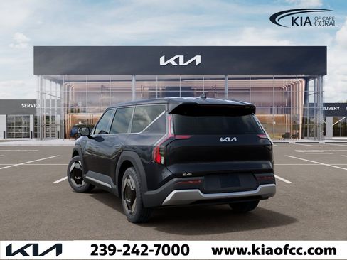 New 2026 Kia EV9 Light RWD image 4