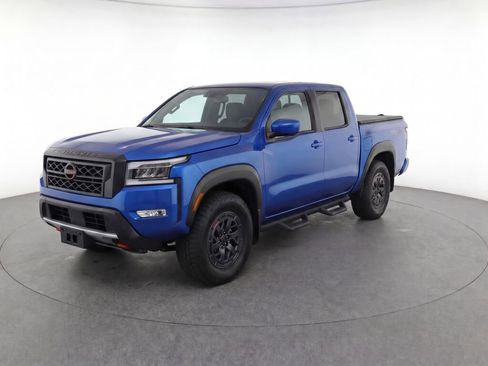 Used 2025 Nissan Frontier PRO-4X w/ Pro Convenience Package AWD/4WD image 3