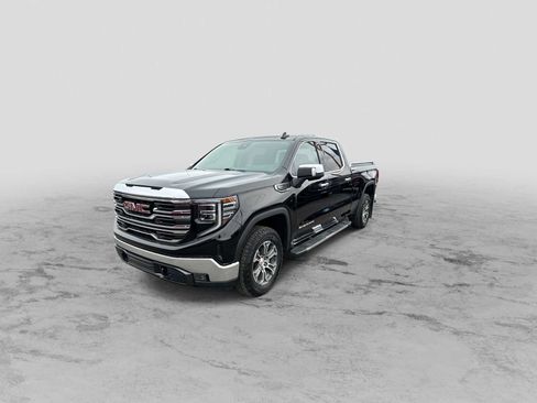 Used 2023 GMC Sierra 1500 SLT w/ SLT Convenience Package image 4