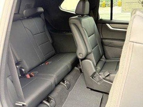 New 2026 GMC Acadia Elevation w/ Elevation Premium Package AWD/4WD image 67
