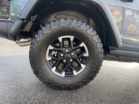 Used 2024 Jeep Wrangler Unlimited Rubicon 4xe w/ Technology Group image 12