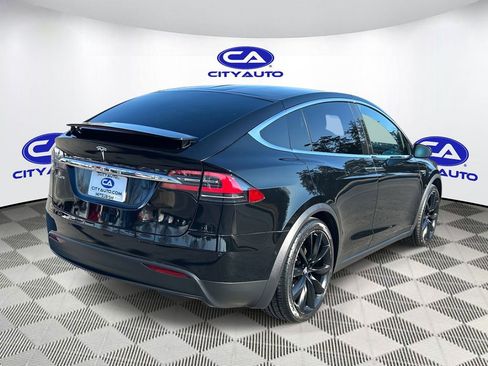 Used 2020 Tesla Model X Long Range image 3