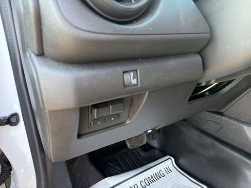 Used 2024 Chevrolet Colorado W/T w/ Advanced Trailering Package image 14