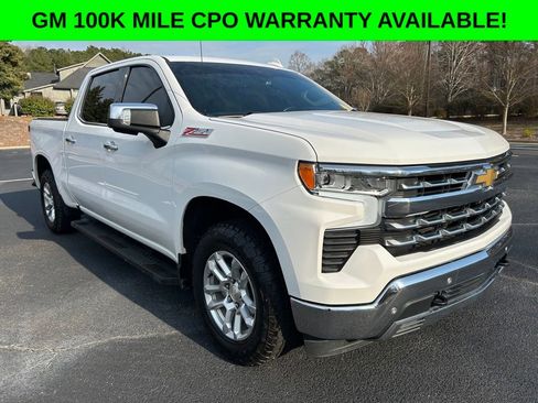 Used 2022 Chevrolet Silverado 1500 LTZ w/ Z71 Off-Road Package image 13