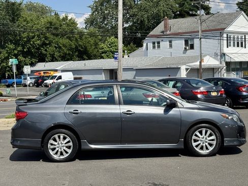 Used 2010 Toyota Corolla CE FWD image 8