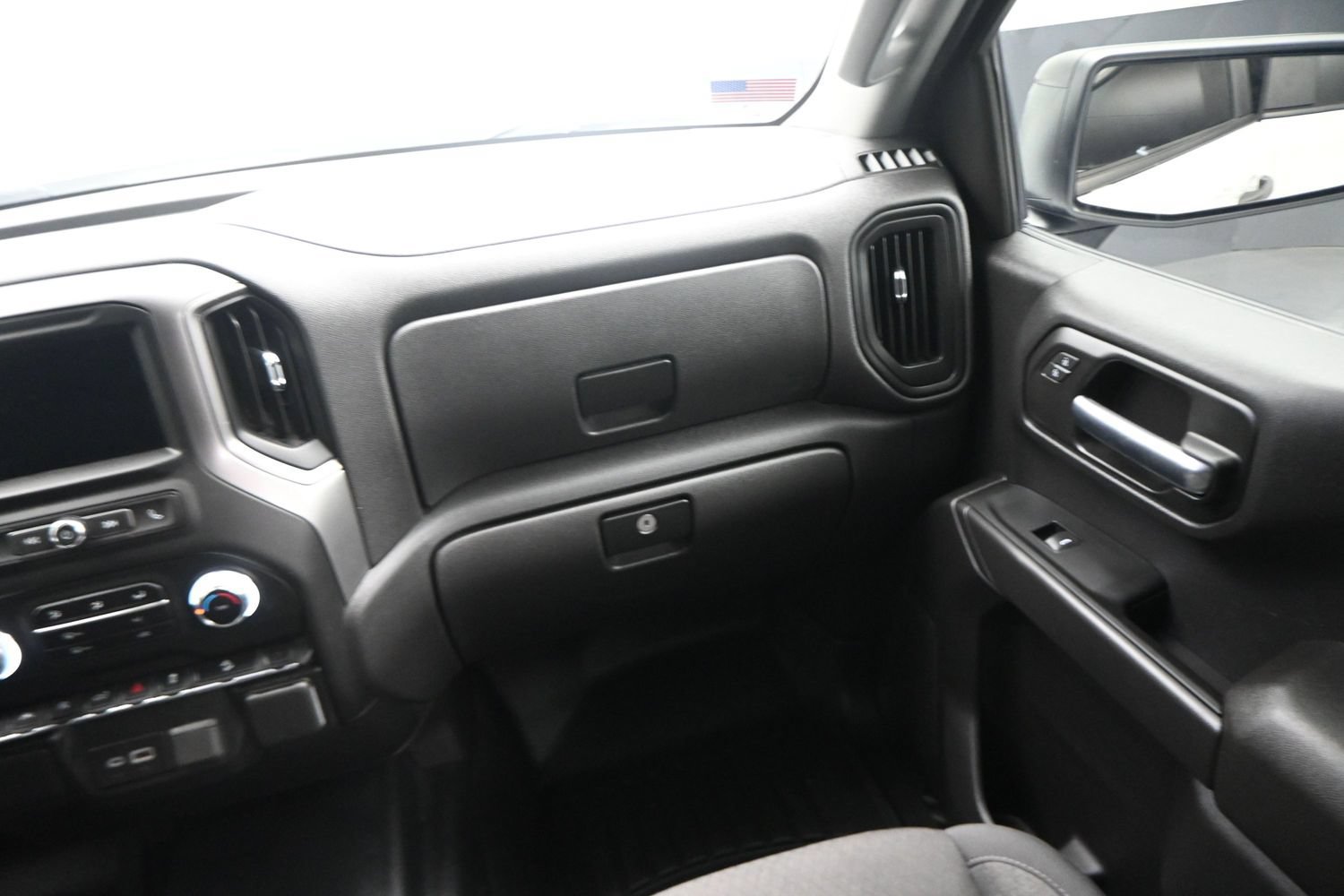 Used 2025 GMC Sierra 1500 Pro w/ Pro Value Package AWD/4WD image 13