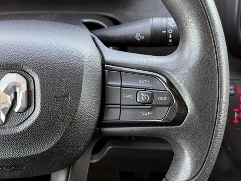 Used 2023 RAM ProMaster 2500 image 22