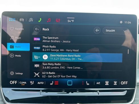 New 2026 Volkswagen Tiguan SE R-Line image 18