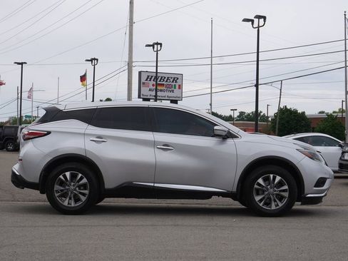 Used 2018 Nissan Murano S FWD image 8