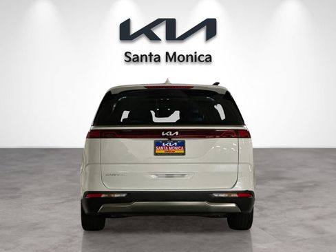 Certified 2023 Kia Carnival SX Prestige FWD image 5