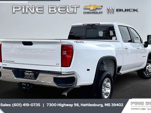 Used 2025 Chevrolet Silverado 3500 LT w/ Safety Package image 11