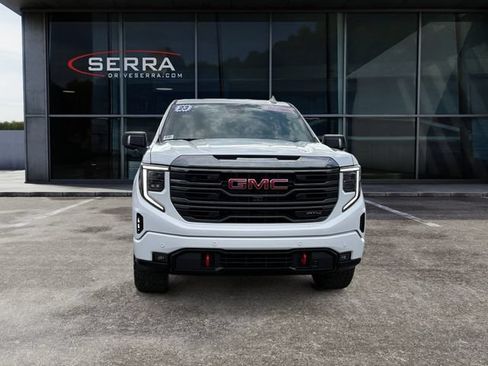 Used 2023 GMC Sierra 1500 AT4 w/ Technology Package AWD/4WD image 8