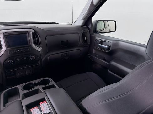 Used 2020 Chevrolet Silverado 1500 Custom w/ Custom Value Package image 22