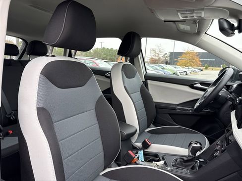 New 2026 Volkswagen Taos S FWD image 18