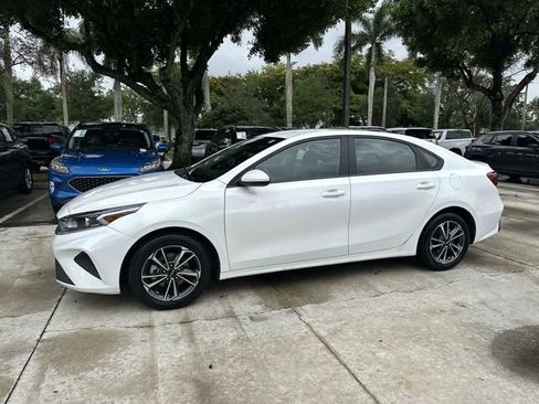 Used 2024 Kia Forte LXS image 38