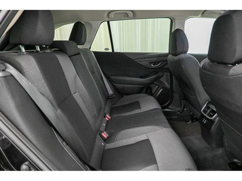 Used 2023 Subaru Outback Premium image 17