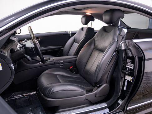 Used 2009 Mercedes-Benz CL 550 4MATIC image 15
